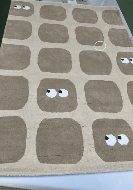 Tapis Imparfait Bidules Beige 3 - taille 120 x 170 cm